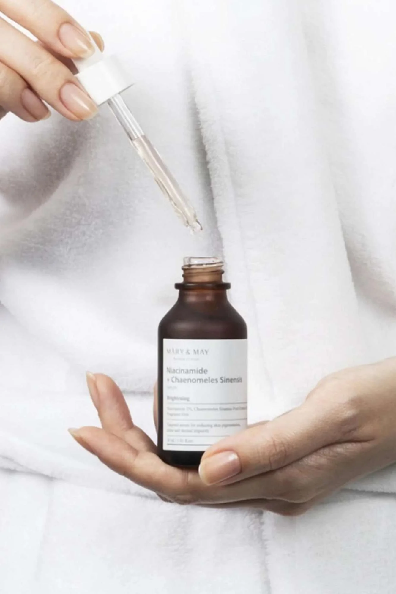 Mary & May - Niacinamide & Chaenomeles Sinensis Serum - 30ml - Image 3